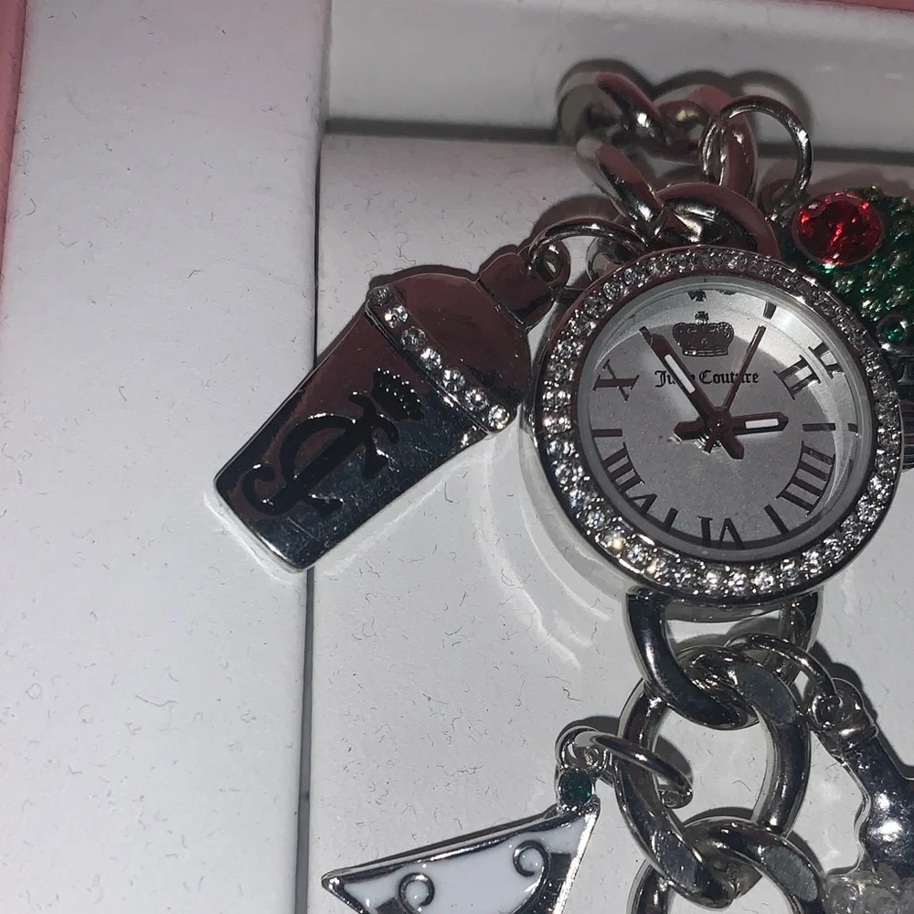🆕-Juicy Couture Silver 🍸Martini Charm Bracelet Watch - Picture 4 of 13